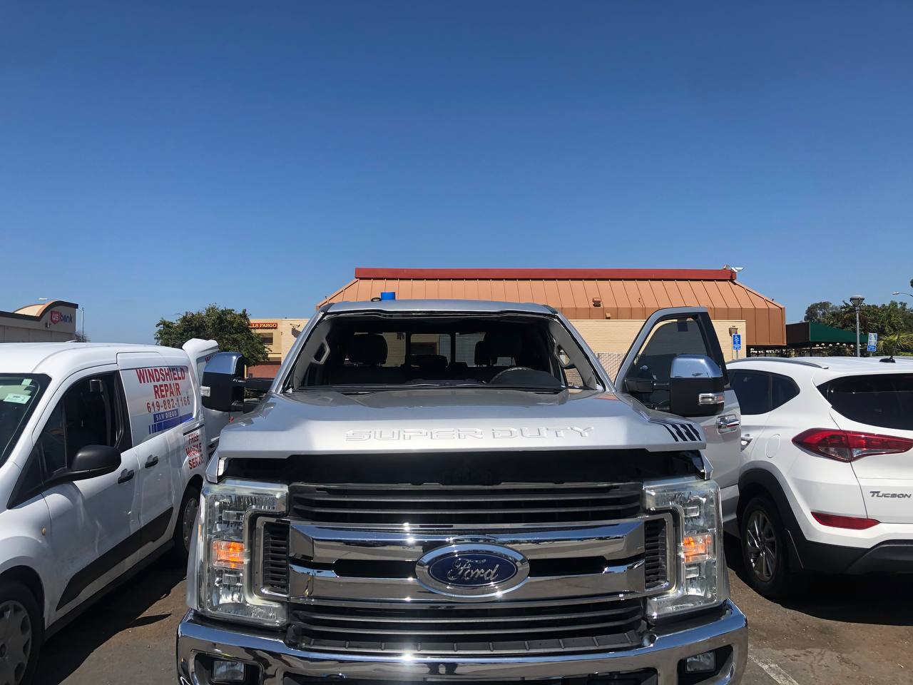 Ford Super duty Windshield Replacement